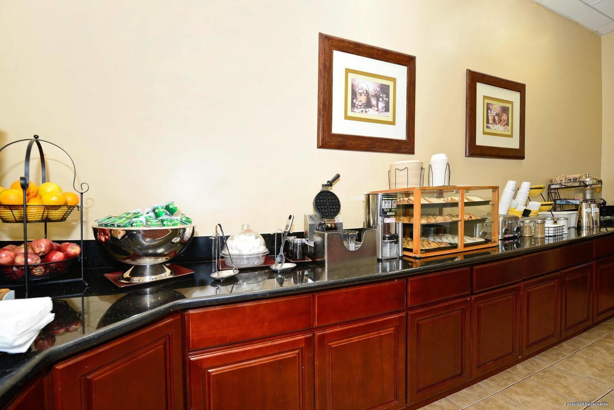 Best Western Of Лонг Бич Экстерьер фото